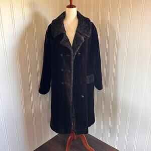 Vintage 70s Fuax Fur Brown Coat size medium